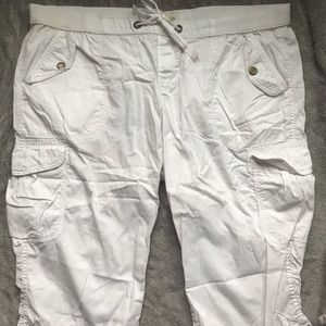 Old Navy White Cargo Capri